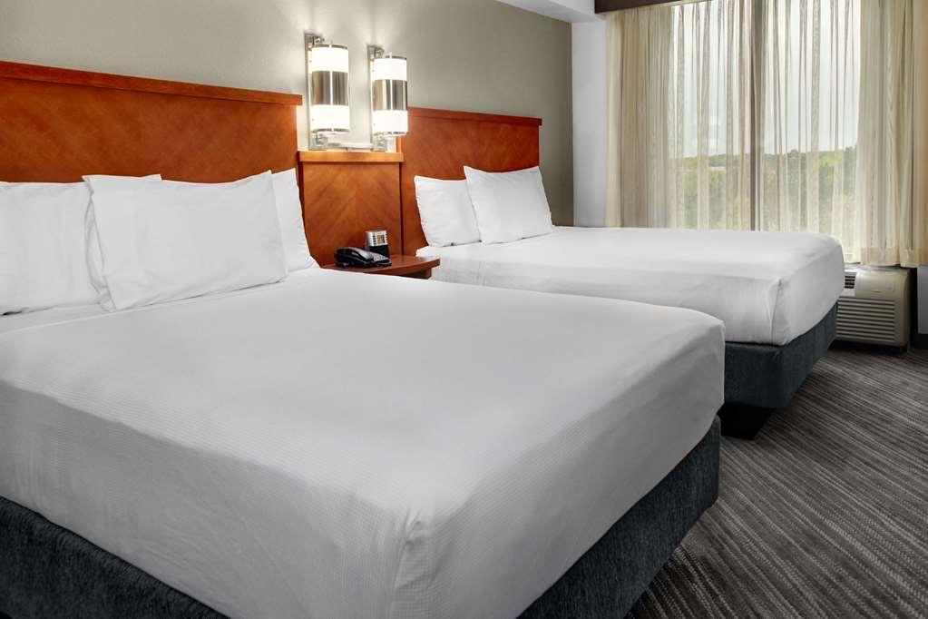 Homewood By Hilton Airport Hotel *